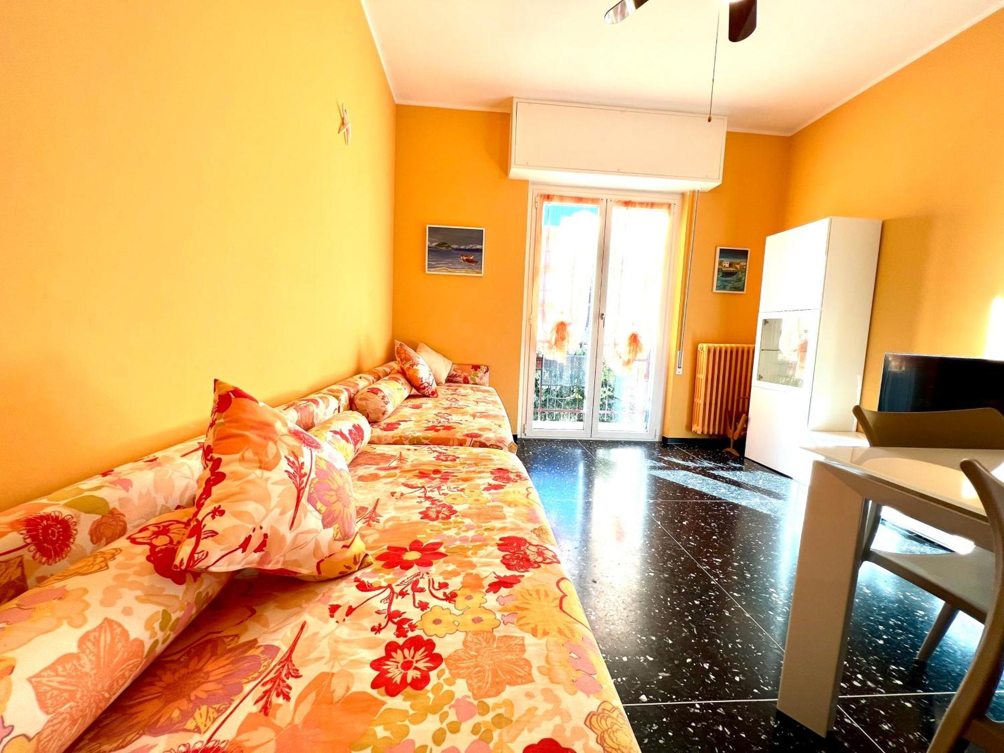 La Stella Marina - 150 Metri Dal Mare Con Box Auto Apartment Spotorno Bagian luar foto
